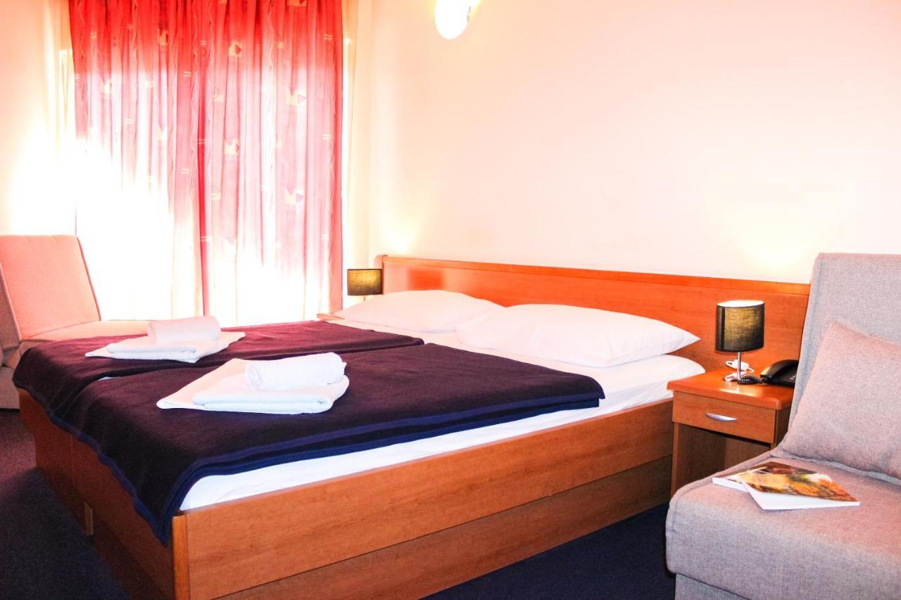 Hotel Centinera